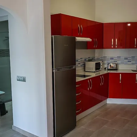 Apartment Old Town Reina Sofia 1 *